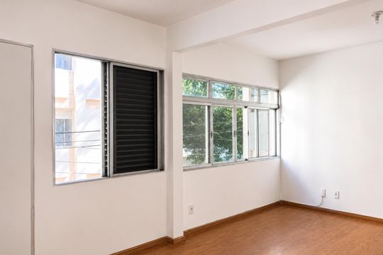 Sala de apartamento para alugar com 2 quartos, 68m² em Lapa de Baixo, São Paulo