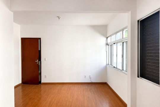Apartamento para alugar com 2 quartos, 68m² em Lapa de Baixo, São Paulo