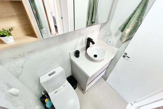 Banheiro de apartamento para alugar com 2 quartos, 43m² em Imirim, São Paulo