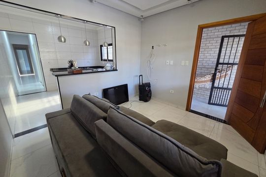 Sala de casa para alugar com 3 quartos, 100m² em Maracanã, Praia Grande