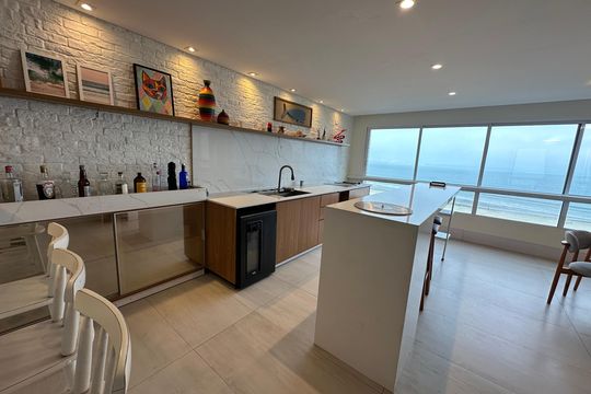 Área gourmet de apartamento para alugar com 4 quartos, 230m² em Itararé, São Vicente