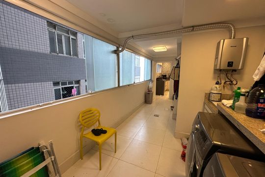 Área de Serviço de apartamento para alugar com 4 quartos, 230m² em Itararé, São Vicente