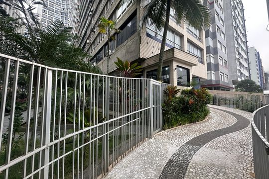 Área comum de apartamento para alugar com 4 quartos, 230m² em Itararé, São Vicente