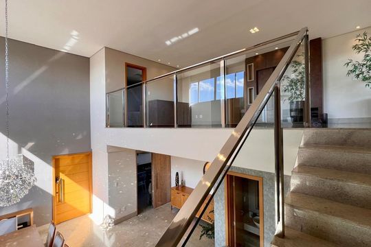 Apartamento à venda com 4 quartos, 266m² em Santo Antônio, Belo Horizonte