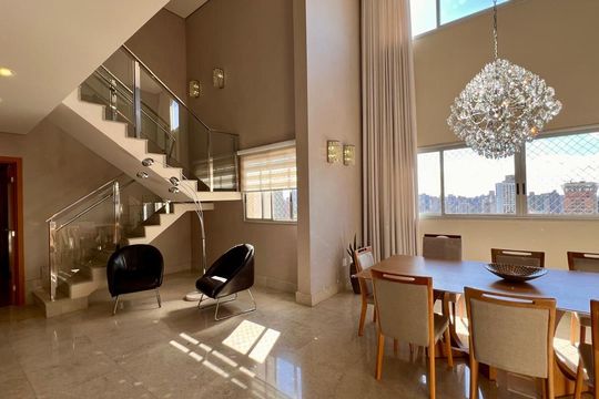 Apartamento à venda com 4 quartos, 266m² em Santo Antônio, Belo Horizonte