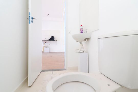 Banheiro de apartamento para alugar com 1 quarto, 30m² em Cidade Antônio Estêvão de Carvalho, São Paulo