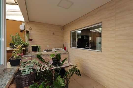 Área de Serviço de casa à venda com 3 quartos, 252m² em Parque João Ramalho, Santo André