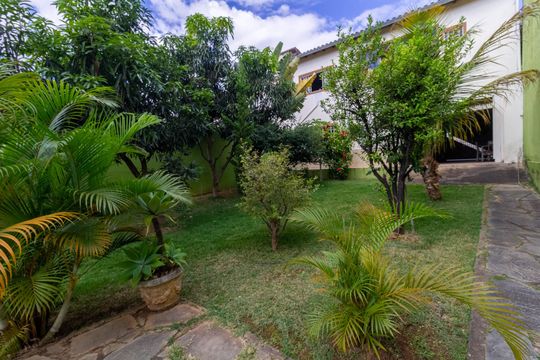 Jardim de casa à venda com 5 quartos, 340m² em Vicente Pires I, Brasília