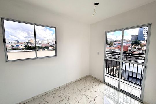 Sala de apartamento à venda com 3 quartos, 101m² em Vila Guilhermina, São Paulo