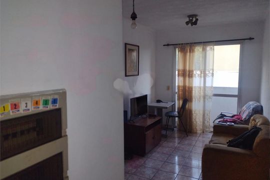 Apartamento à venda com 2 quartos, 45m² em Jardim Santa Teresinha, São Paulo