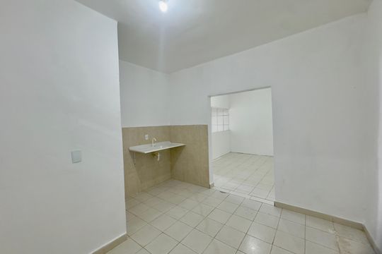 Cozinha de casa para alugar com 1 quarto, 60m² em Recreio São Jorge, Guarulhos