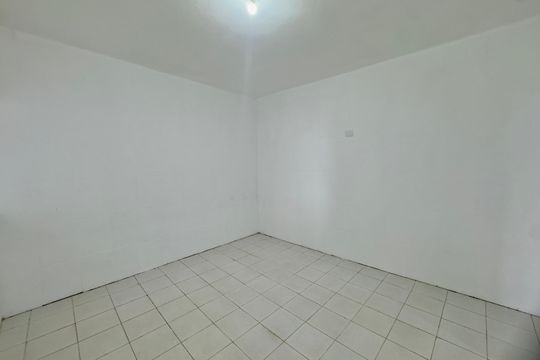 Quarto de casa para alugar com 1 quarto, 60m² em Recreio São Jorge, Guarulhos