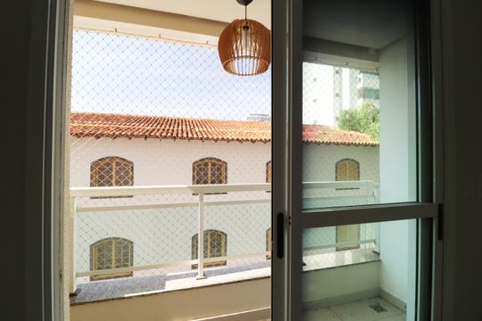 Sacada de apartamento para alugar com 4 quartos, 106m² em Saraiva, Uberlândia