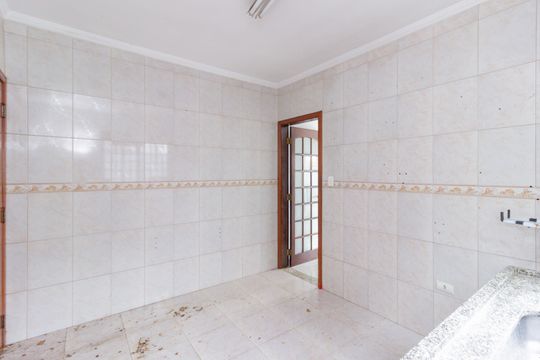 Casa à venda com 2 quartos, 90m² em Vila Mangalot, São Paulo