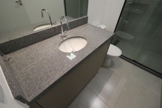 Banheiro da Suíte de kitnet/studio para alugar com 1 quarto, 39m² em Santa Luzia, Ribeirão Preto