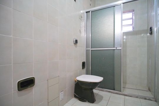 Banheiro de apartamento para alugar com 1 quarto, 80m² em Rio Branco, São Leopoldo