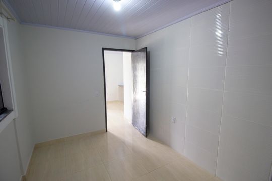 Casa para alugar com 1 quarto, 45m² em Qr 629, Brasília