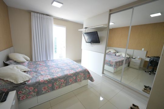 Casa de Condomínio à venda com 3 quartos, 120m² em Setor Center Ville, Goiânia