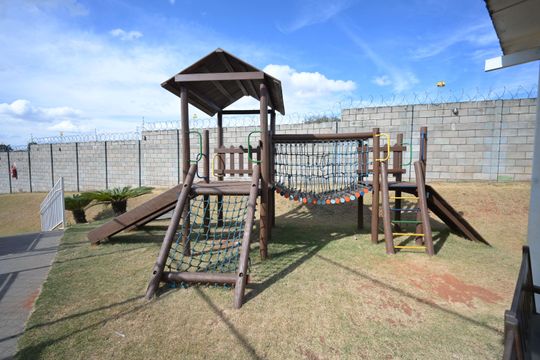 Casa de Condomínio à venda com 3 quartos, 120m² em Setor Center Ville, Goiânia