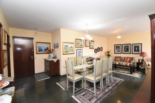 Sala de apartamento à venda com 3 quartos, 146m² em Centro Cívico, Curitiba