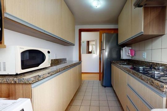 Cozinha de apartamento para alugar com 2 quartos, 60m² em Nonoai, Porto Alegre