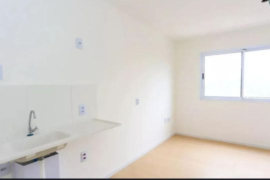 Sala/Quarto/Cozinha de apartamento para alugar com 1 quarto, 17m² em Vila Andrade, São Paulo
