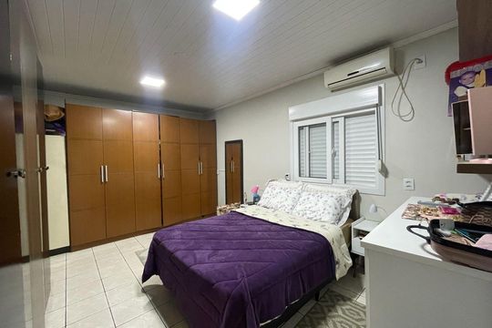 Casa à venda com 4 quartos, 370m² em Rincão, Novo Hamburgo