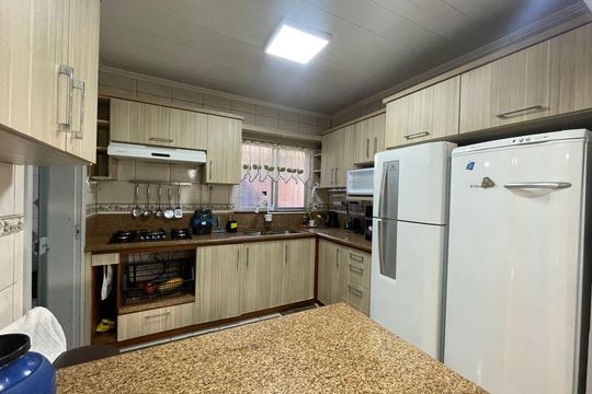 Casa à venda com 4 quartos, 370m² em Rincão, Novo Hamburgo