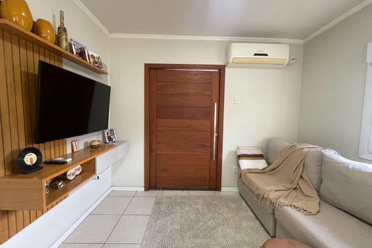 Casa à venda com 4 quartos, 370m² em Rincão, Novo Hamburgo