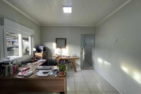 Casa à venda com 4 quartos, 370m² em Rincão, Novo Hamburgo