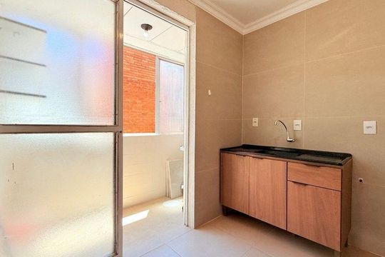 Cozinha/Área de serviço de apartamento para alugar com 1 quarto, 40m² em Higienópolis, Porto Alegre
