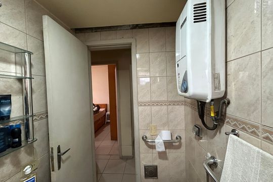 Banheiro de apartamento à venda com 2 quartos, 57m² em Todos Os Santos, Rio de Janeiro