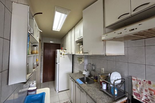 Cozinha de apartamento à venda com 2 quartos, 57m² em Todos Os Santos, Rio de Janeiro