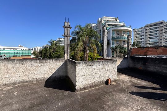 Terraço de casa à venda com 2 quartos, 420m² em Recreio dos Bandeirantes, Rio de Janeiro