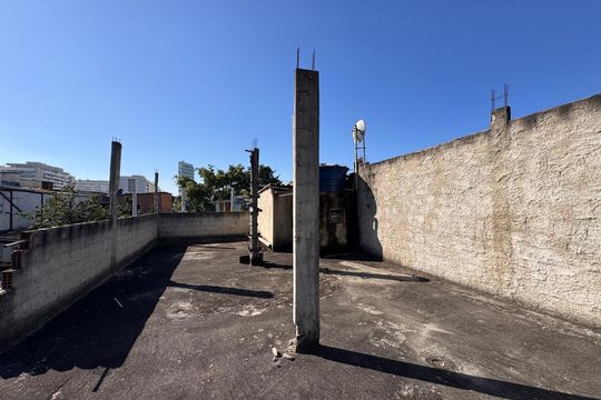Terraço de casa à venda com 2 quartos, 420m² em Recreio dos Bandeirantes, Rio de Janeiro