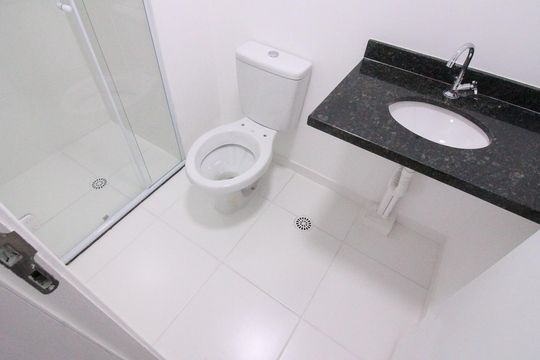 Banheiro de apartamento para alugar com 1 quarto, 29m² em Jardim Angela (zona Leste), São Paulo