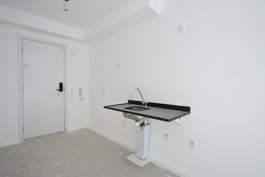 Cozinha de kitnet/studio à venda com 1 quarto, 25m² em Vila Olímpia, São Paulo