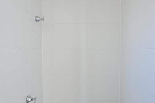 Banheiro de kitnet/studio à venda com 1 quarto, 25m² em Vila Olímpia, São Paulo