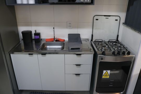 Cozinha de apartamento à venda com 1 quarto, 27m² em Barra Funda, São Paulo