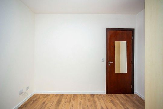 Kitnet/Studio para alugar com 1 quarto, 33m² em Centro, Curitiba