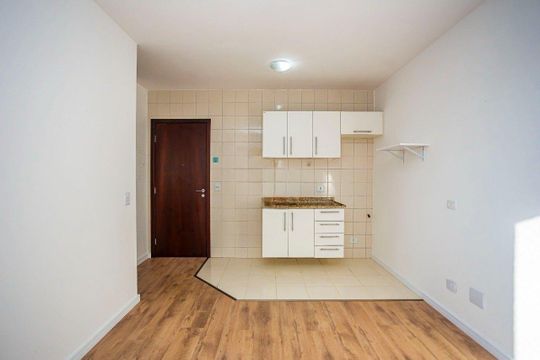 Studio de kitnet/studio para alugar com 1 quarto, 33m² em Centro, Curitiba