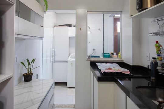 Cozinha de apartamento para alugar com 3 quartos, 110m² em Vila Jardim Leblon, Belo Horizonte