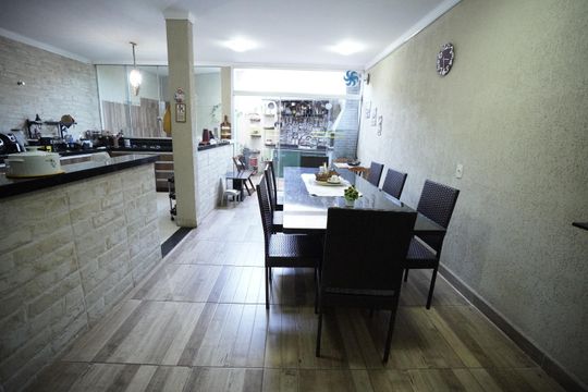 Casa à venda com 4 quartos, 360m² em Residencial Vale dos Sonhos, Goiânia