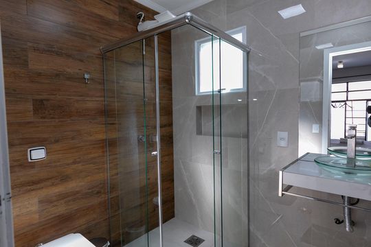BANHEIRO QUARTO Nº 3 - SUITE de casa para alugar com 4 quartos, 270m² em Vila Marieta, Campinas