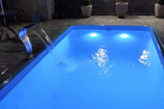 Área externa de casa à venda com 2 quartos, 110m² em Santa Cruz, Gravataí