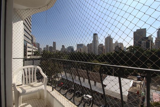 Varanda de apartamento à venda com 2 quartos, 70m² em Vila Olímpia, São Paulo