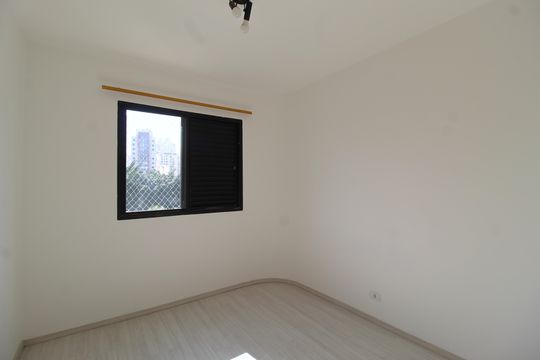 Quarto  de apartamento à venda com 2 quartos, 70m² em Vila Olímpia, São Paulo