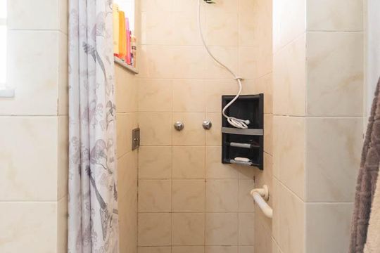 Banheiro de apartamento à venda com 2 quartos, 60m² em Tijuca, Rio de Janeiro