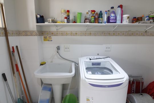 Área de Serviço de casa para alugar com 3 quartos, 300m² em Ogiva, Cabo Frio