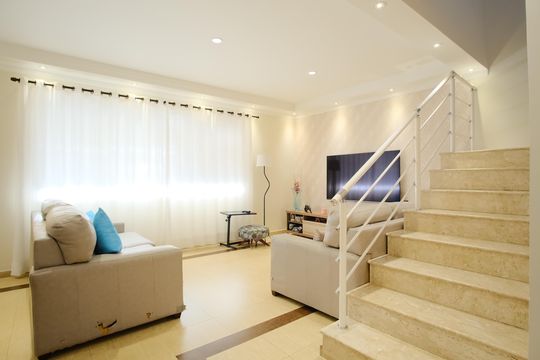 Sala de casa à venda com 3 quartos, 208m² em Vila Carrão, São Paulo